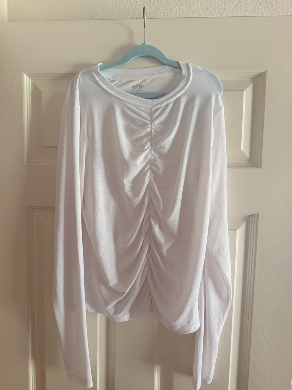 Abercrombie YPB White Ruched Front Long Sleeve Top